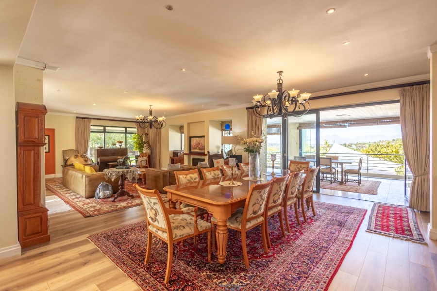 7 Bedroom Property for Sale in Welgedacht Western Cape